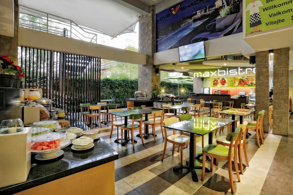 Maxonehotels At Bukit Jimbaran Zewnętrze zdjęcie