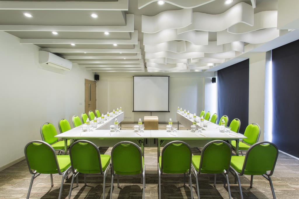 Maxonehotels At Bukit Jimbaran Zewnętrze zdjęcie